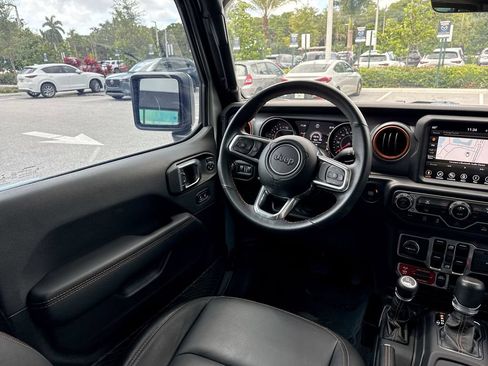 Used 2022 Jeep Gladiator Mojave w/ Trailer Tow Package AWD/4WD image 21