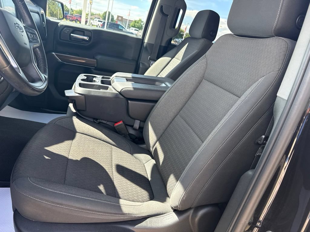 Used 2021 Chevrolet Silverado 1500 RST w/ Bed Protection Package AWD/4WD image 8