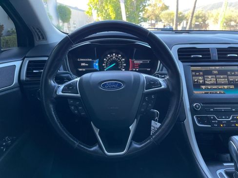 Used 2016 Ford Fusion SE w/ Equipment Group 202A FWD image 11