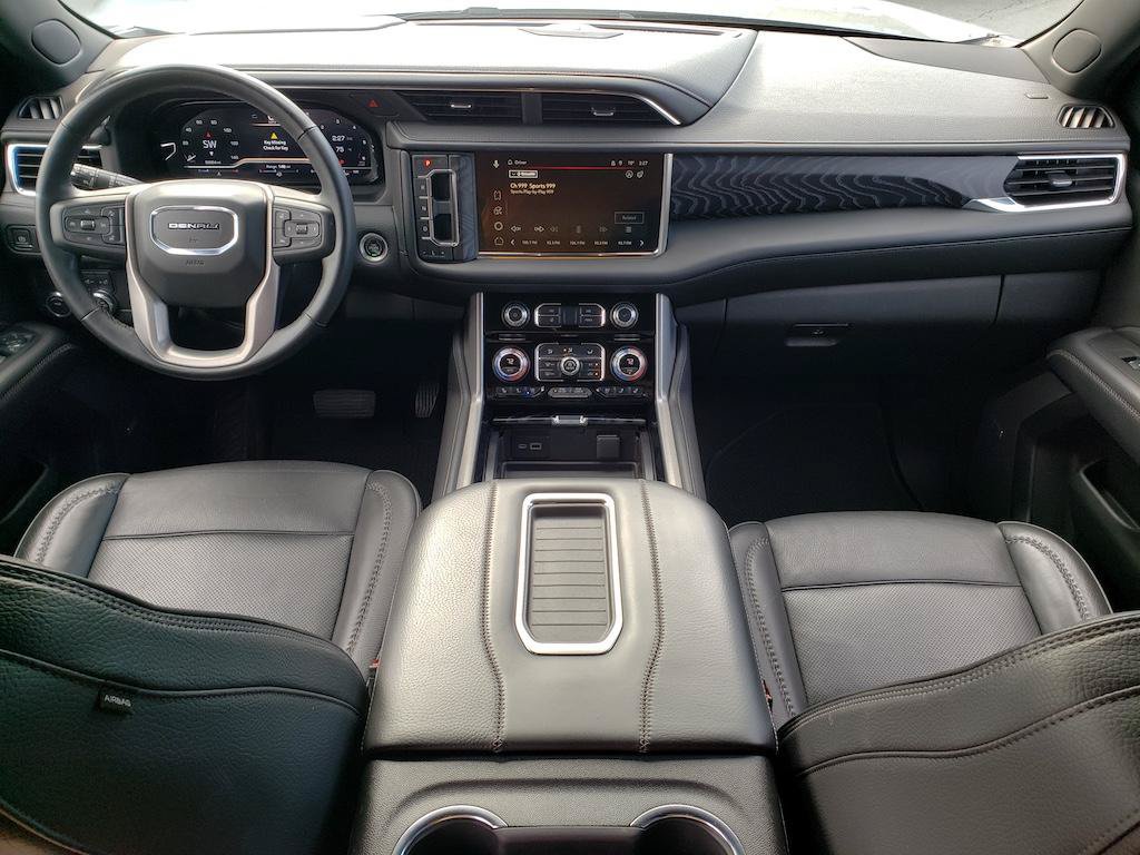 Used 2023 GMC Yukon Denali RWD image 12