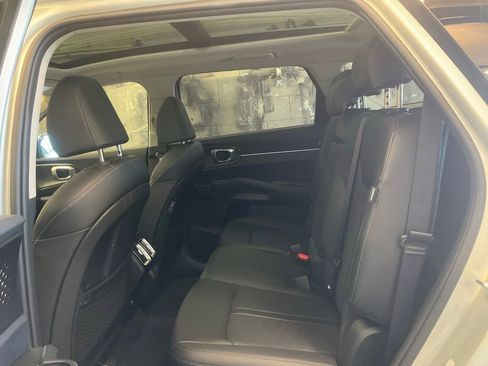 Certified 2026 Kia Sorento S w/ S Panoramic Sunroof Package FWD image 33