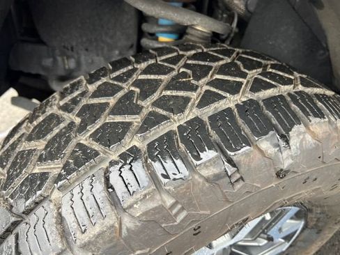 Used 2020 Toyota Tacoma TRD Off-Road image 24