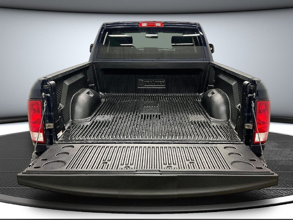 Used 2017 RAM 2500 Tradesman w/ Chrome Appearance Group AWD/4WD image 7