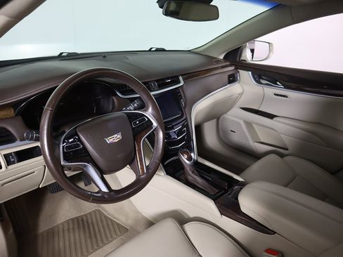 Used 2016 Cadillac XTS Luxury w/ Driver Awareness Package image 30