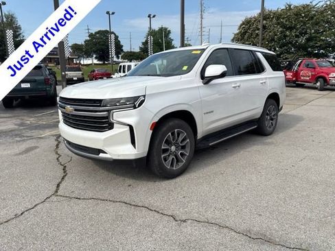 Used 2023 Chevrolet Tahoe LT w/ Luxury Package RWD image 7