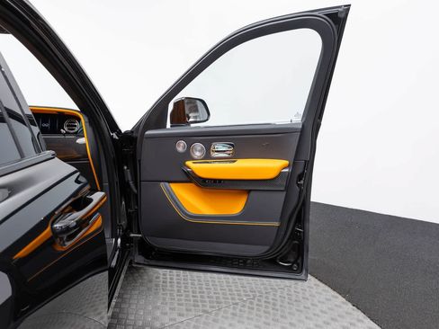 New 2027 Rolls-Royce Cullinan Black Badge AWD/4WD image 46