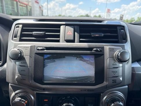 Used 2018 Toyota 4Runner SR5 AWD/4WD image 29