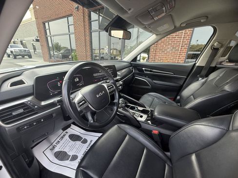 Used 2024 Kia Telluride S AWD/4WD image 15