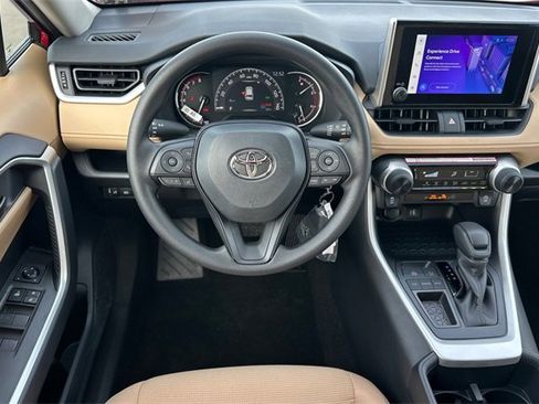 Used 2025 Toyota RAV4 LE image 12