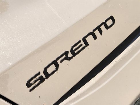 New 2026 Kia Sorento SX Prestige image 8