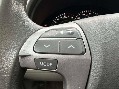 Used 2009 Toyota Camry FWD image 21