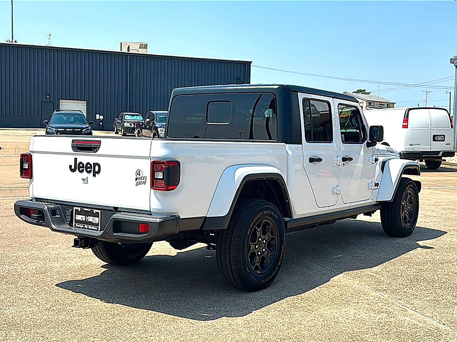 Used 2023 Jeep Gladiator Sport AWD/4WD image 8