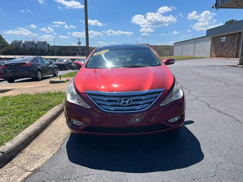 Used 2012 Hyundai Sonata Limited FWD image 2