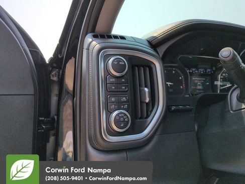 Used 2021 GMC Sierra 3500 Denali w/ Denali Ultimate Package AWD/4WD image 13