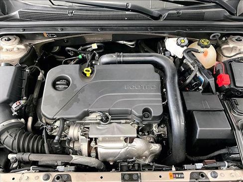 Used 2023 Chevrolet Malibu LT FWD image 8