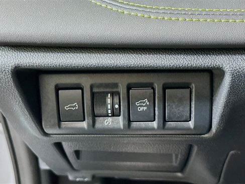 Used 2025 Subaru Outback Onyx Edition AWD/4WD image 16