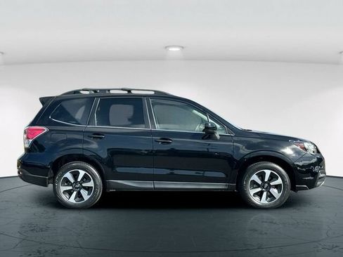 Used 2018 Subaru Forester 2.5i Limited AWD/4WD image 7