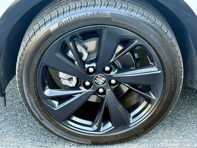Used 2025 Buick Envision Sport Touring AWD/4WD image 32