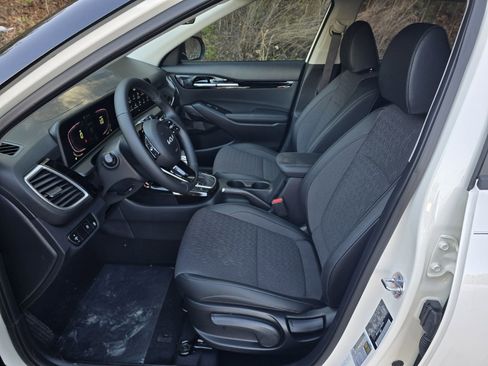 New 2026 Kia Seltos S image 5