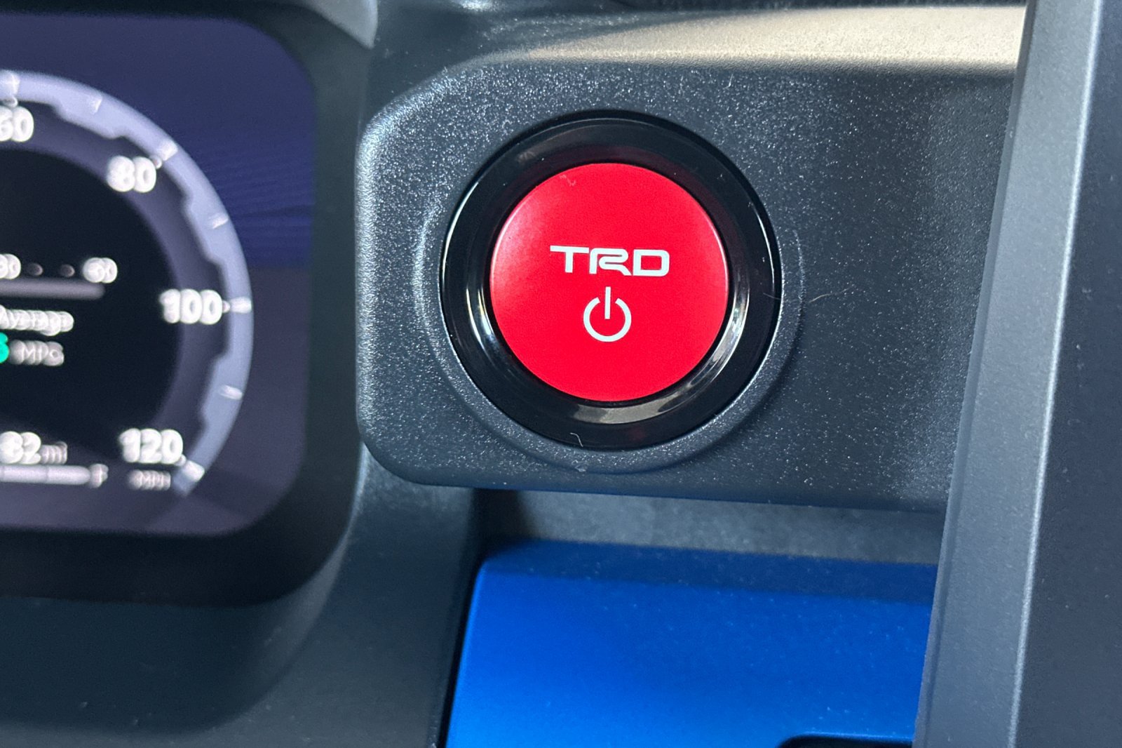 Certified 2026 Toyota Tacoma TRD Sport AWD/4WD image 35