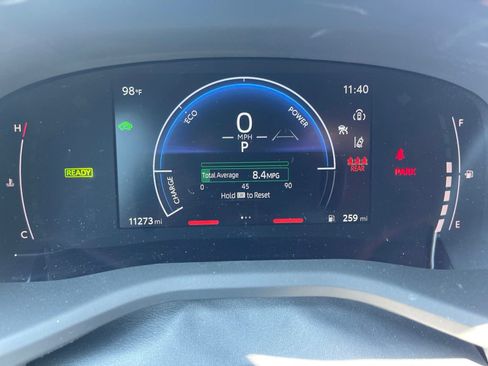 Used 2025 Toyota Camry SE w/ Convenience Package FWD image 18