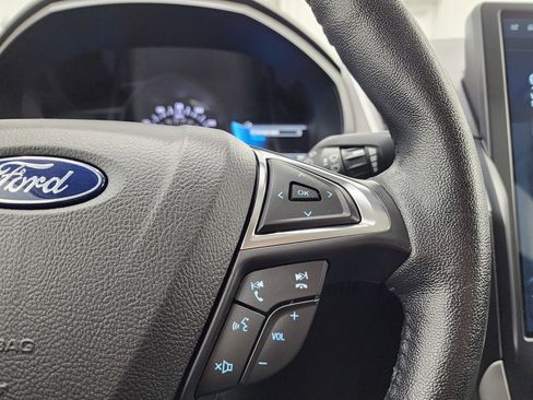 Used 2022 Ford Edge SEL image 12