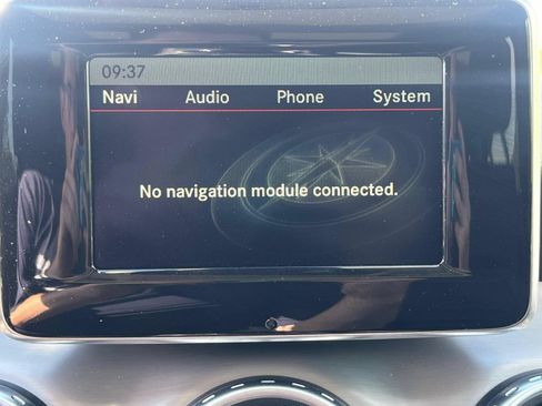 Used 2015 Mercedes-Benz GLA 250 4MATIC image 20