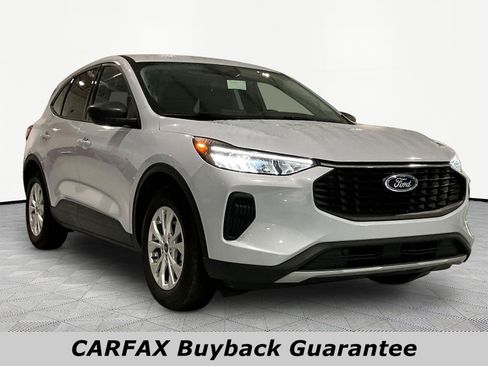 Used 2025 Ford Escape Active FWD image 3