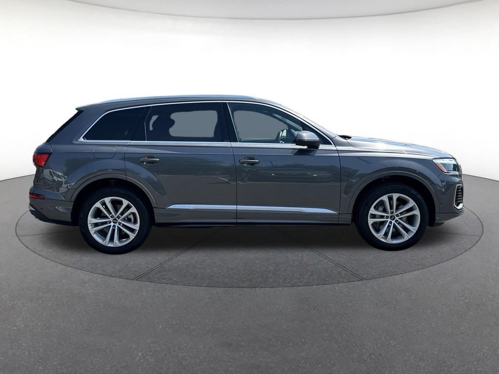 Used 2025 Audi Q7 3.0T Premium Plus AWD/4WD image 7