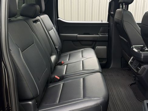 Used 2025 Ford F150 Lariat image 40