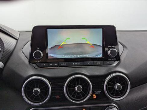 Used 2025 Nissan Sentra S image 27