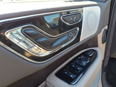 Used 2024 Lincoln Navigator L Reserve AWD/4WD image 18