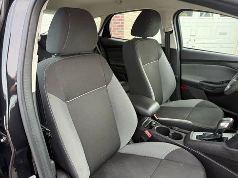Used 2014 Ford Focus SE image 26
