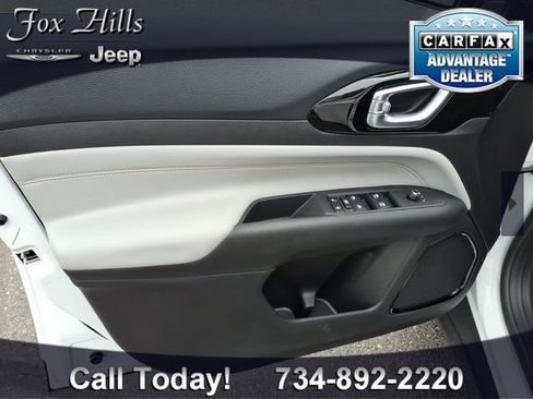 New 2026 Jeep Compass Limited AWD/4WD image 13