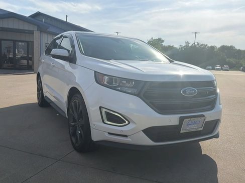 Used 2015 Ford Edge Sport w/ Equipment Group 401A AWD/4WD image 32