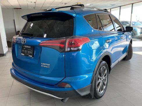 Used 2018 Toyota RAV4 Limited w/ Advanced Technology Package image 9