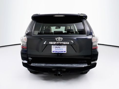 Used 2021 Toyota 4Runner SR5 Premium w/ Moonroof Package AWD/4WD image 6