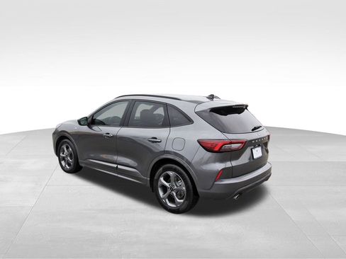 Used 2023 Ford Escape ST-Line image 3