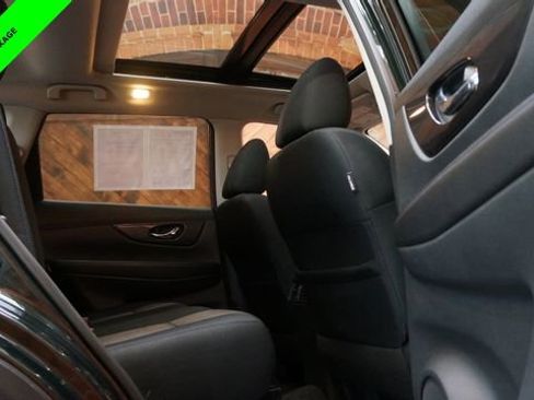 Used 2019 Nissan Rogue SV w/ Sun & Sound Touring Package image 48