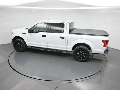 Used 2017 Ford F150 XLT image 40
