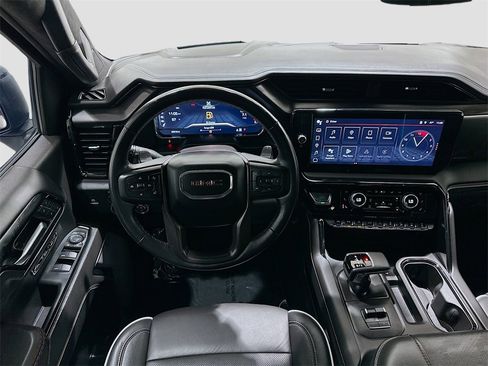 Used 2024 GMC Sierra 1500 AT4X image 23
