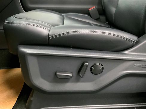 New 2026 Ford Expedition Platinum w/ Stealth Appearance Package AWD/4WD image 19