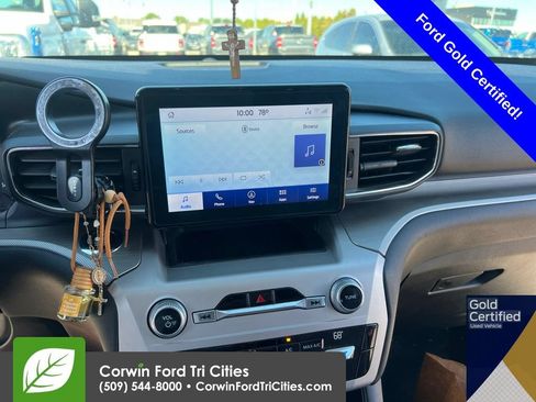 Used 2021 Ford Explorer XLT w/ Equipment Group 202A AWD/4WD image 2