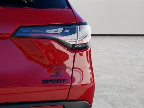 Certified 2025 Honda HR-V Sport image 6