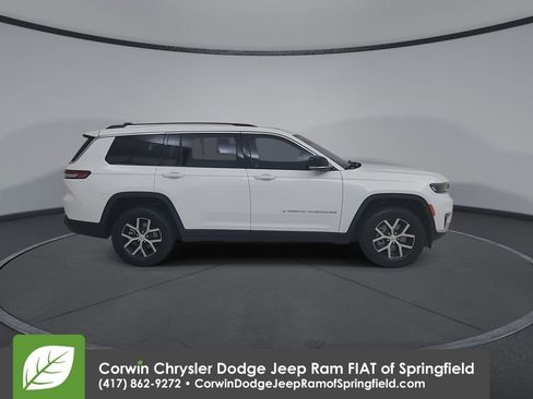 Used 2023 Jeep Grand Cherokee L Limited image 17