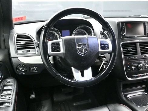 Used 2019 Dodge Grand Caravan GT image 15