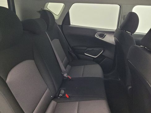 Used 2025 Kia Soul LX FWD image 19