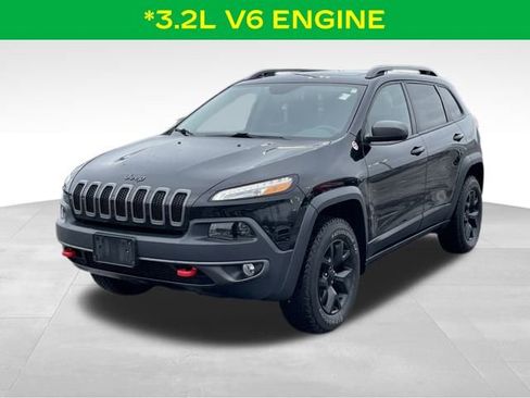 Used 2017 Jeep Cherokee Trailhawk w/ Comfort/Convenience Group image 4
