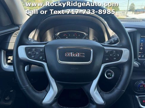 Used 2024 GMC Terrain SLT AWD/4WD image 10