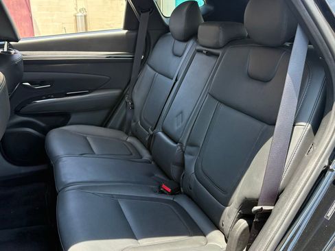 Used 2023 Hyundai Tucson Limited FWD image 11